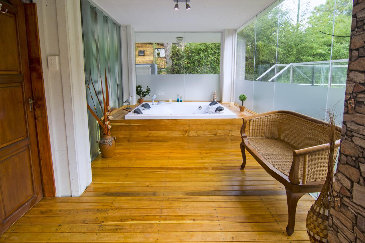 Suites Del Bosque Pinamar Eksteriør bilde