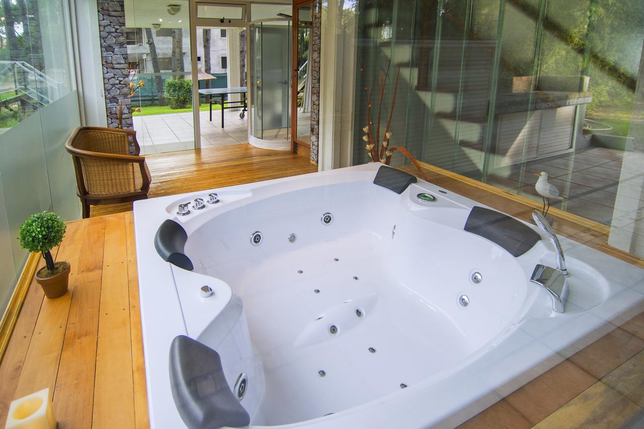 Suites Del Bosque Pinamar Eksteriør bilde