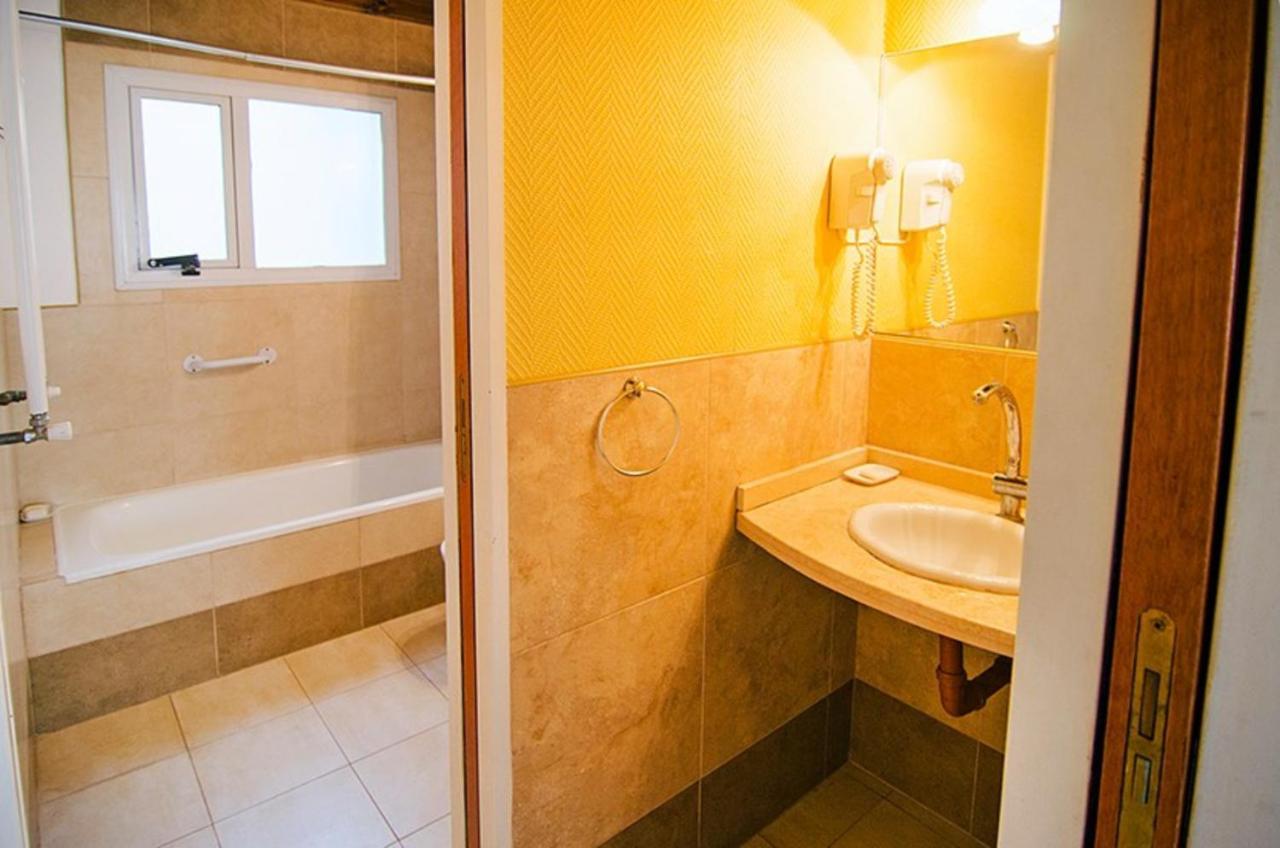 Suites Del Bosque Pinamar Eksteriør bilde
